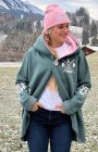 poncho-Adventure-silverpine-beanie-SIGN