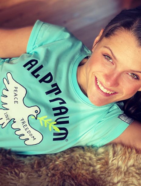 w-t-shirt-Peace-Taubi4